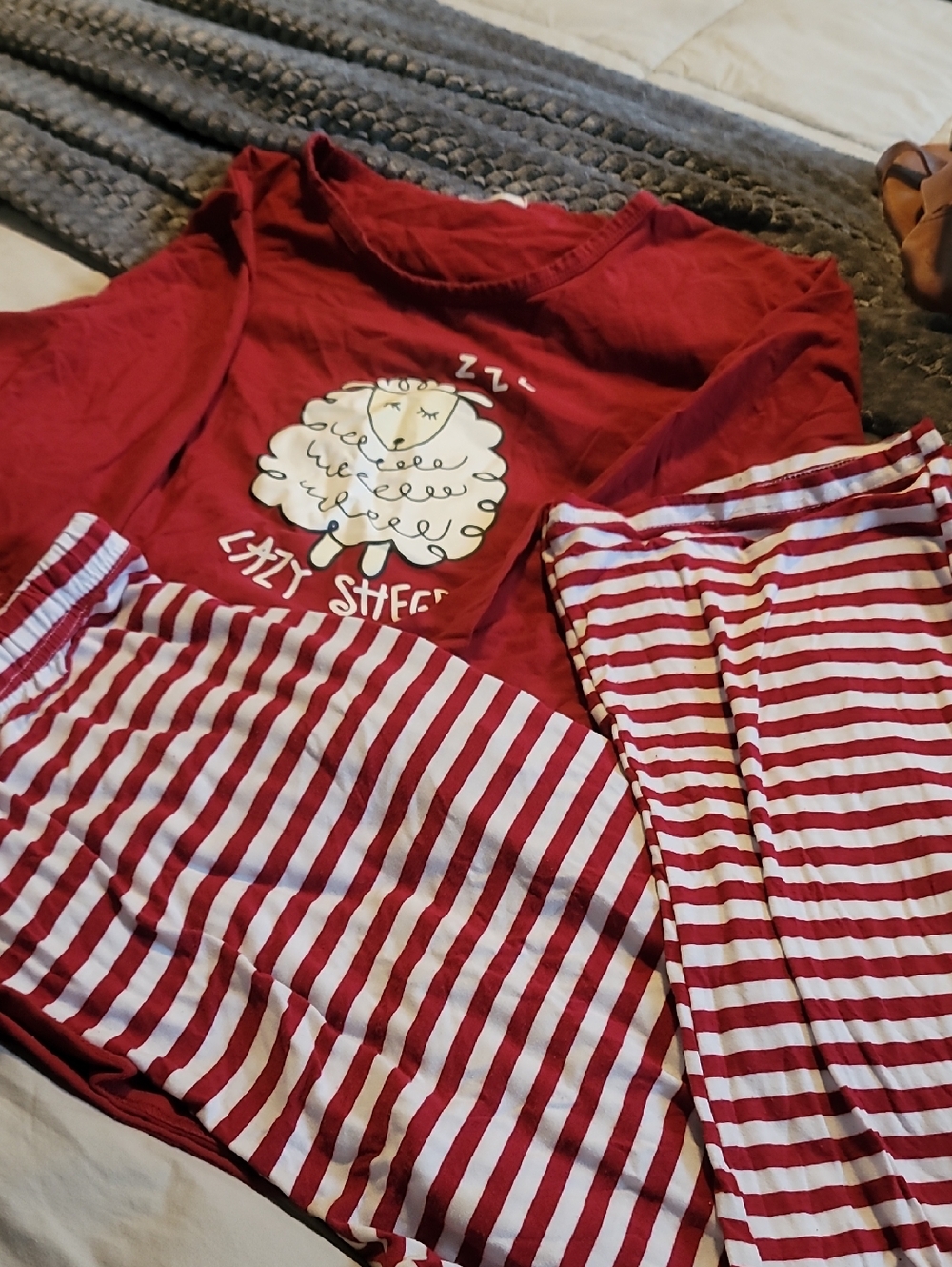 PJ SET - Picture 4 of 4
